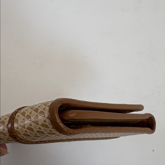 Vintage Liz Claiborne tan and beige pocketbook checkbook snap close wallet - Picture 14 of 16